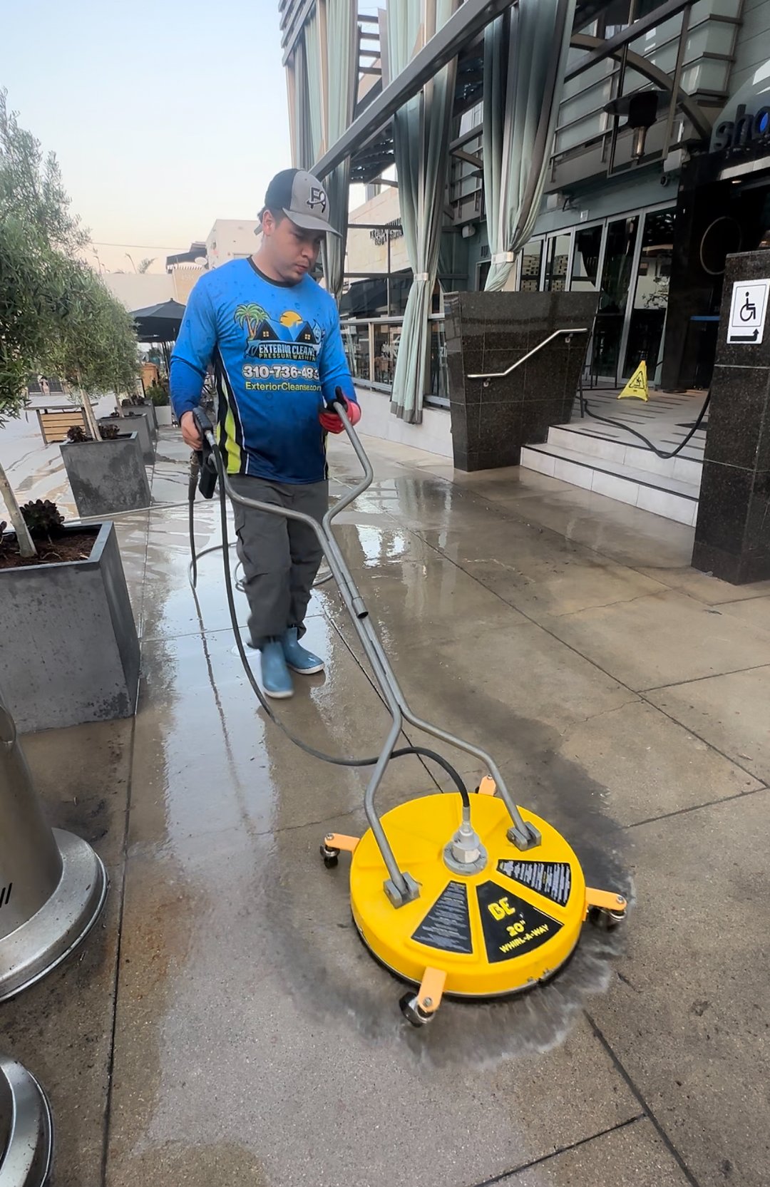 Manhattan Beach Shade Hotel Restaurant Power Wash Maintnance Thumbnail